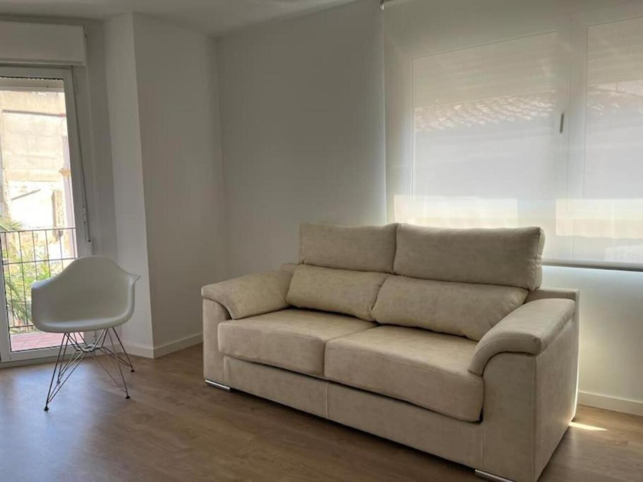 Carbo Home Y Garaje , Algemesi Home 外观 照片